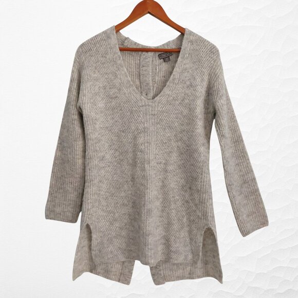 Point Sur Alpaca Blend Sweater XS Gray Button Back V-Neck Like New Relaxed Fit - Picture 8 of 9